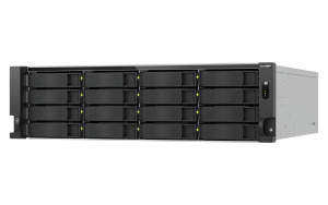 QNAP TS-H1677AXU-RP-R7-32G